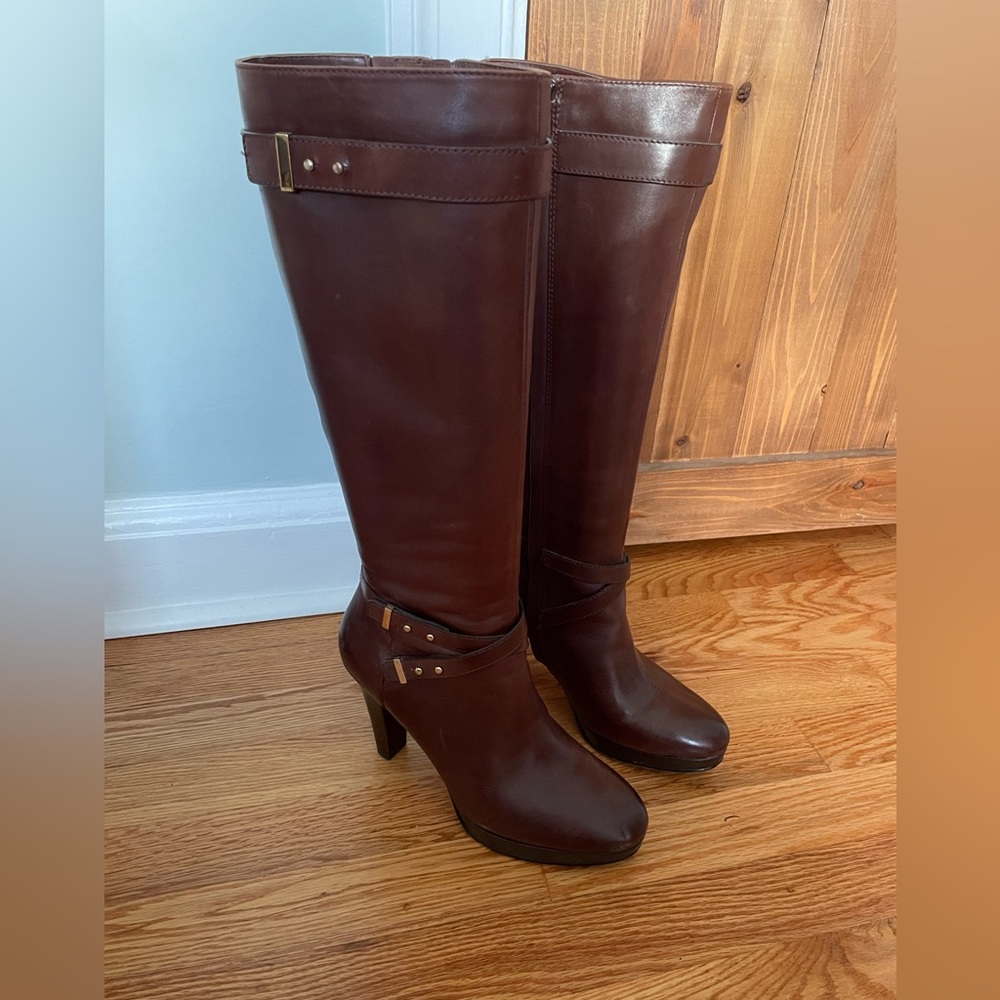 Cole Haan - Nike Air Heel Brown Leather Books - Never Worn!